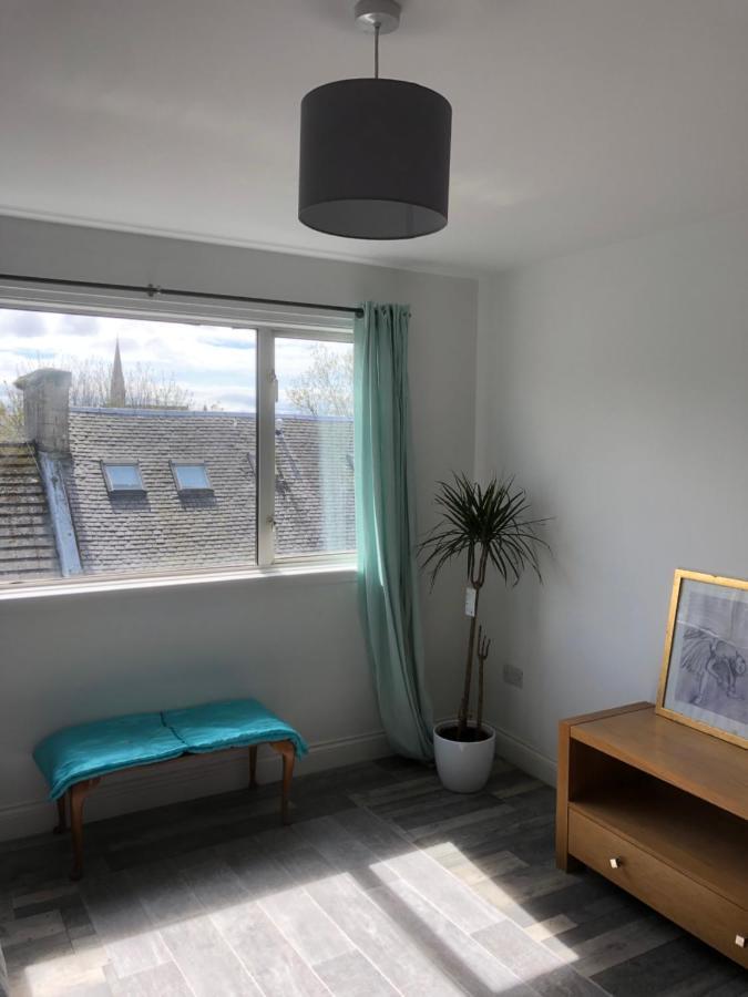 Lighthouse Apartment Largs Exteriör bild